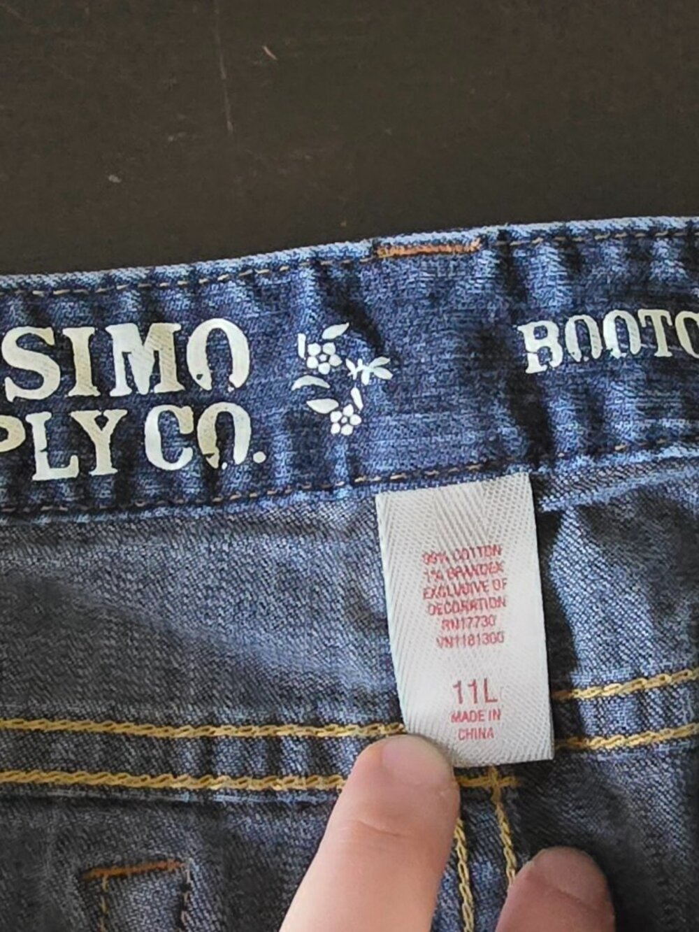 Vtg Mossimo Supply Co. Bootcut Jeans | Size 11L | Mid-Rise Dark Wash